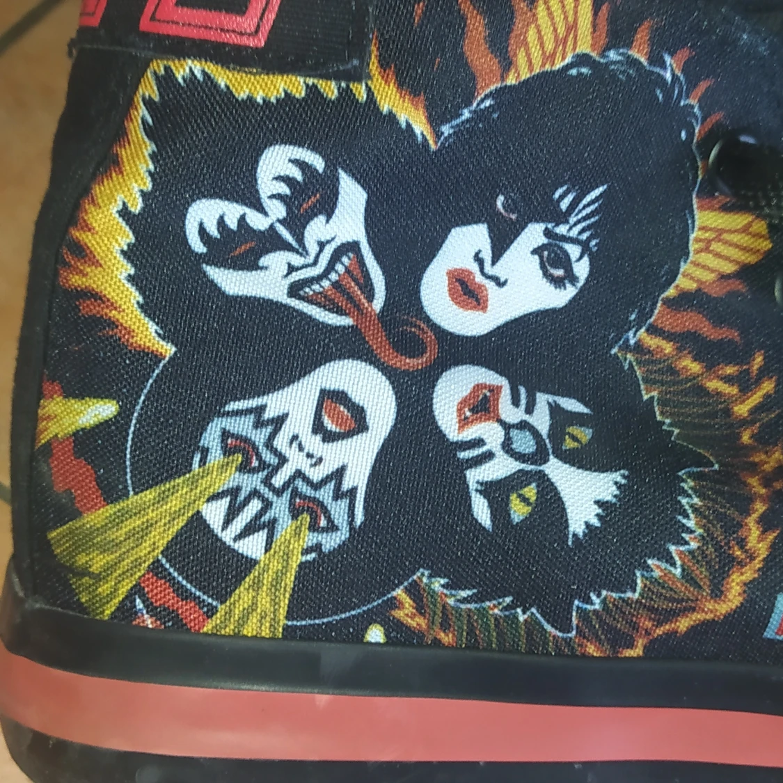 EMP Kiss skor strl 42