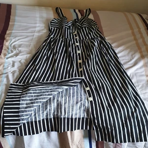 Söt summer klänning  - I mycket bra skick och passar xs_ s.Finns fler bilder och bra till summer 