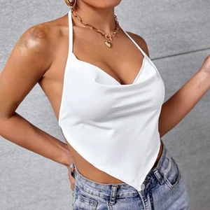 Snyggaste toppen - Så himla snygg topp men tyvärr passade den inte min stil. Aldrig använd. 60kr + frakt 66kr. 