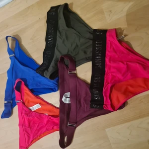 Oanvända bikini trosor  - Paketpris 70 kr 
