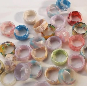 RINGAR⭐️ - Ringar som är så trendiga just nu! 🪐 Finns bara ett begränsat antal så köp innan de tar slut!