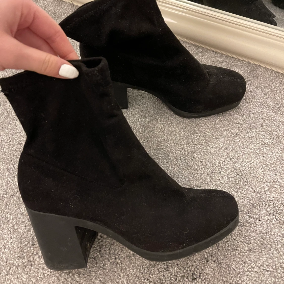 Boots med klack och mocka