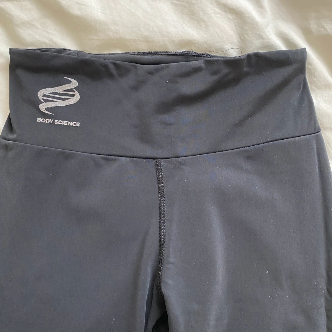 Träningstights från Body Science strl S - 1