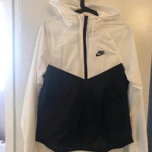 Nike träningsjacka  - Helt ny träningsjacka i storlek XS, endast provad.