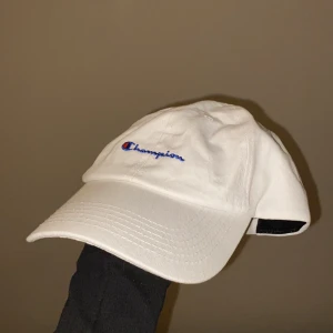 Champion-keps - Vit keps från Champion. Aldrig använd