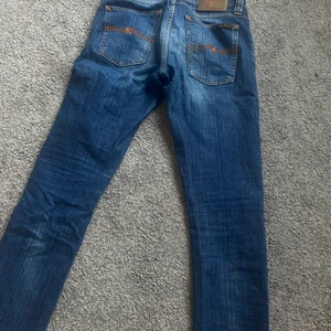 Coola low rise jeans  - Säljer mina coola low rise jeans då dom tyvärr är försmå för mig💙