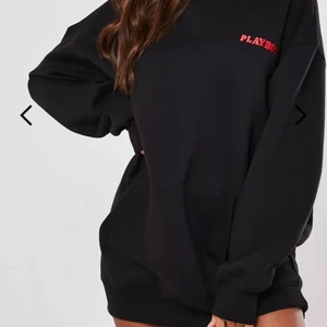 Hoodie - En snygg och super skön hoodie! Köpt från missguided! Storlek 36! Gratis frakt!