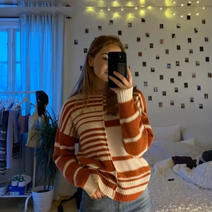 Tröja - Cool tröja köpt på asos! Knappt använd 🥰