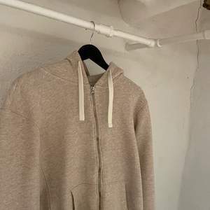 Zip hoodie från Zara, nypris 400kr