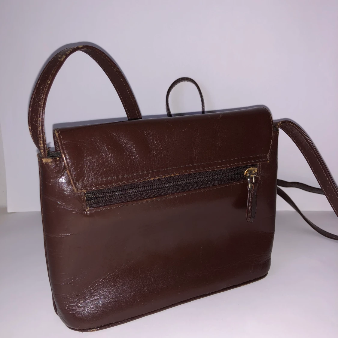 Brun axelremsväska från maricci - 90