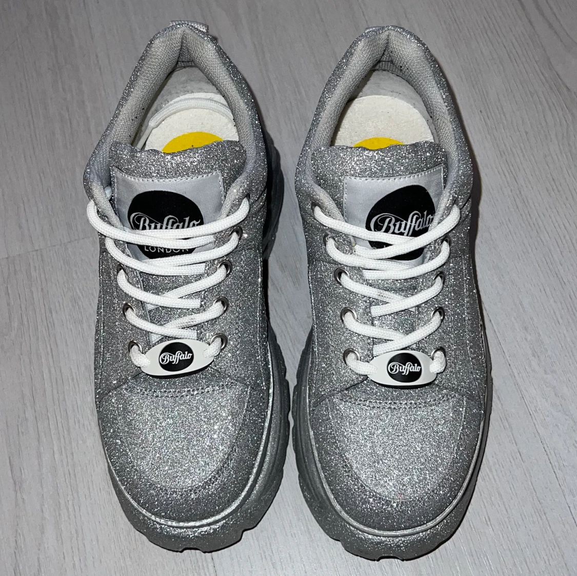 Buffalo London  - 90