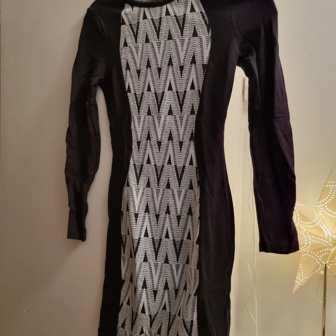 Divided tight klänning  - 91