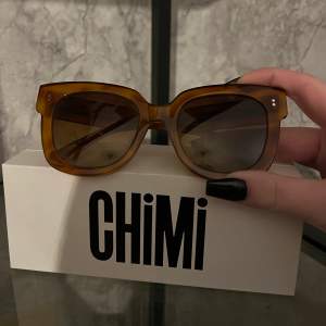 Gör nu en intressekoll på mina andra Chimi solglasögon. Säljer bara om jag får ett bra erbjudande 