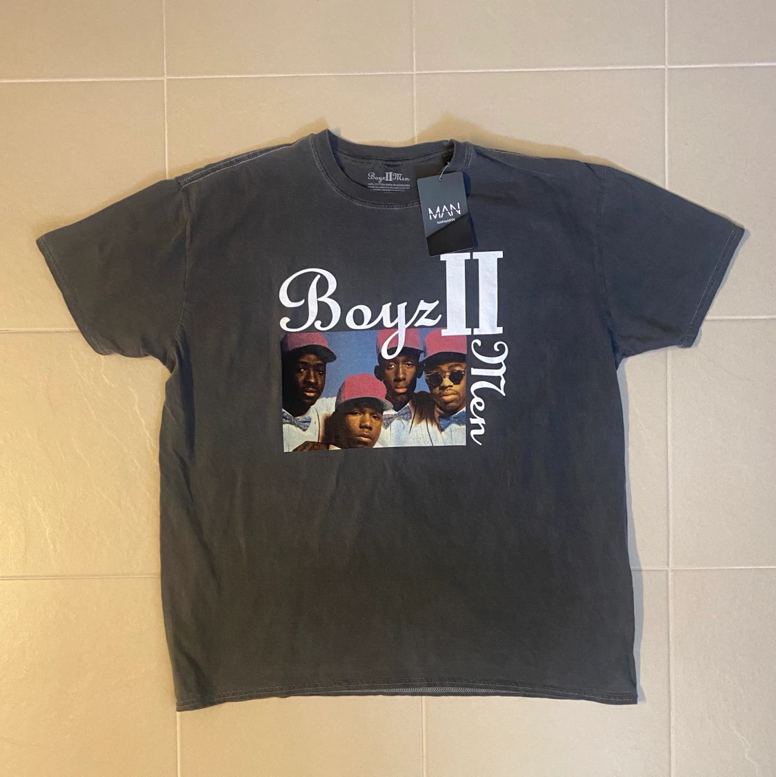 Grå oversized t-shirt
