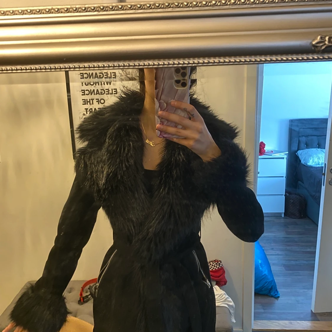 Jacka med päls  - 90