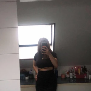 Svart klänning - Snygg svart klänning som är perfekt till sommaren, storlek s 