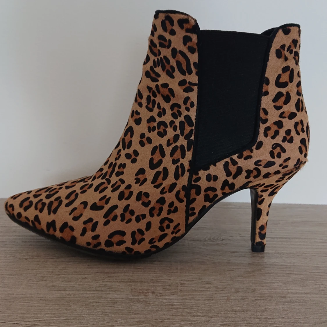 Kurt Geiger stövletter leopardmönster - 90