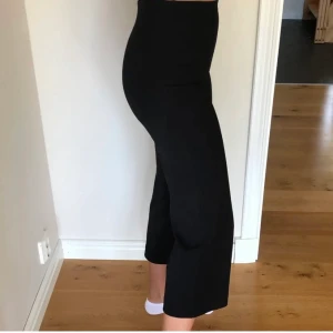 Raka svarta byxor  - Fina byxor❤️