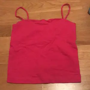 Super fint rosa Gina linne i storlek xs. Säljer den för 20kr plus frakt!❤️