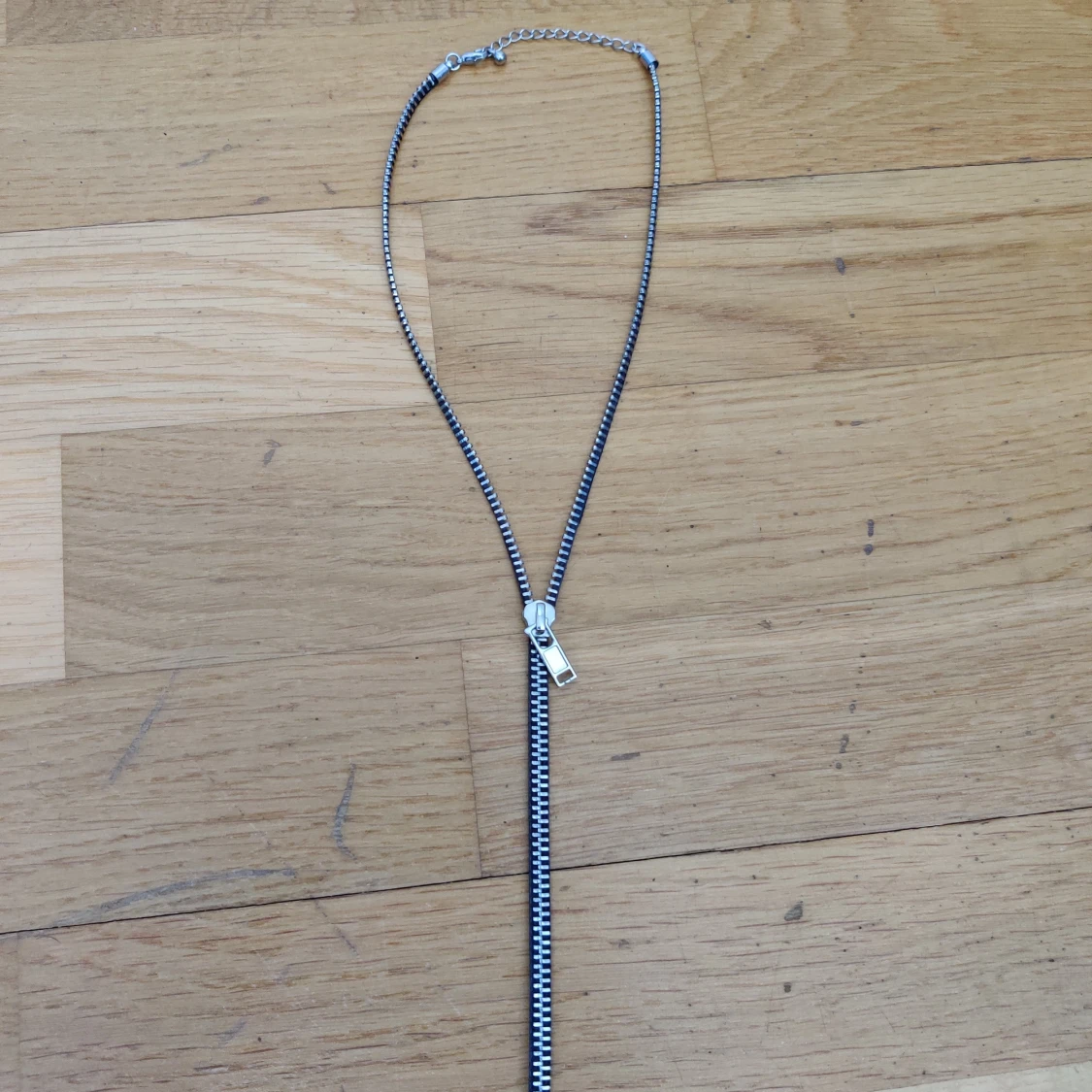 Dragkedja halsband - 90