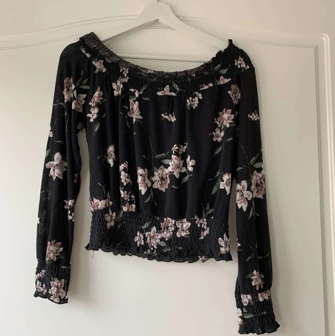 Offshoulder blus