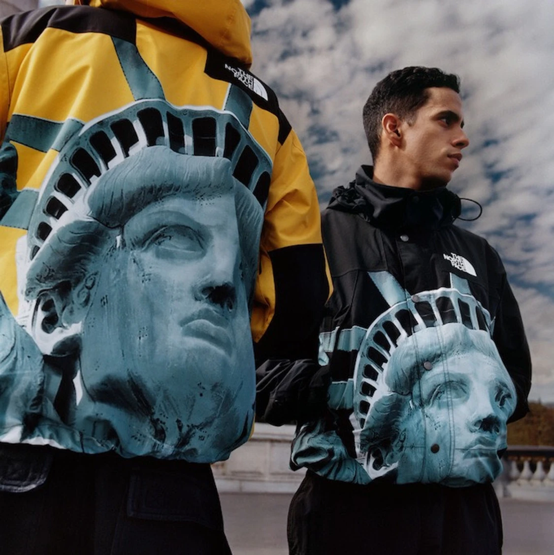 North face x Supreme windbreaker 🗽