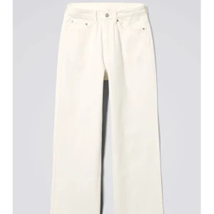 Jeans  - SÄLJER DESSA I STRL 26/30😍😍😍i bra skick!!! Köpta för 500!