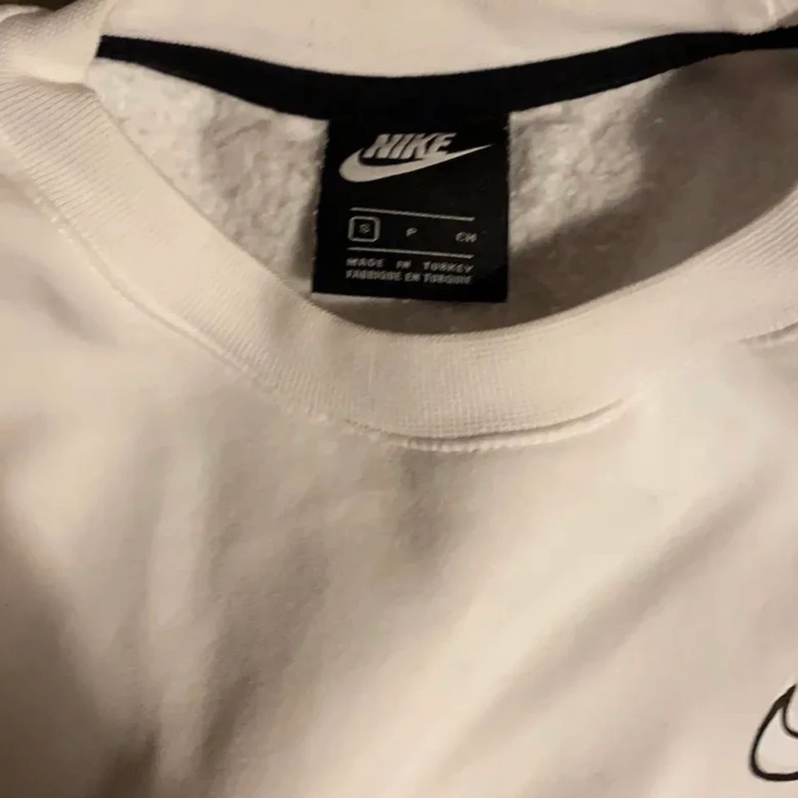 Nike sweater - 90