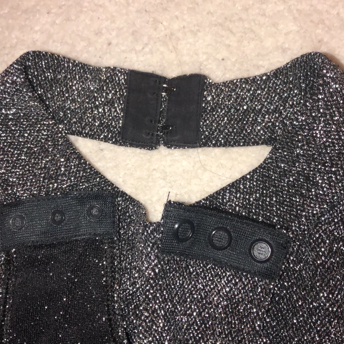 Glitter body Strl L - 90