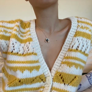 Kofta - Stickad kofta😍 SUPERSKÖNT material, stix inte alls✨🥂