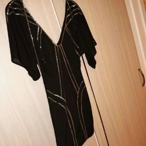 Patrizia Pepe Dress - Jättefin klänning med fina detaljer. Stl. S. Använd endast e gång. Kan mötas eller så står köpare för frakt.