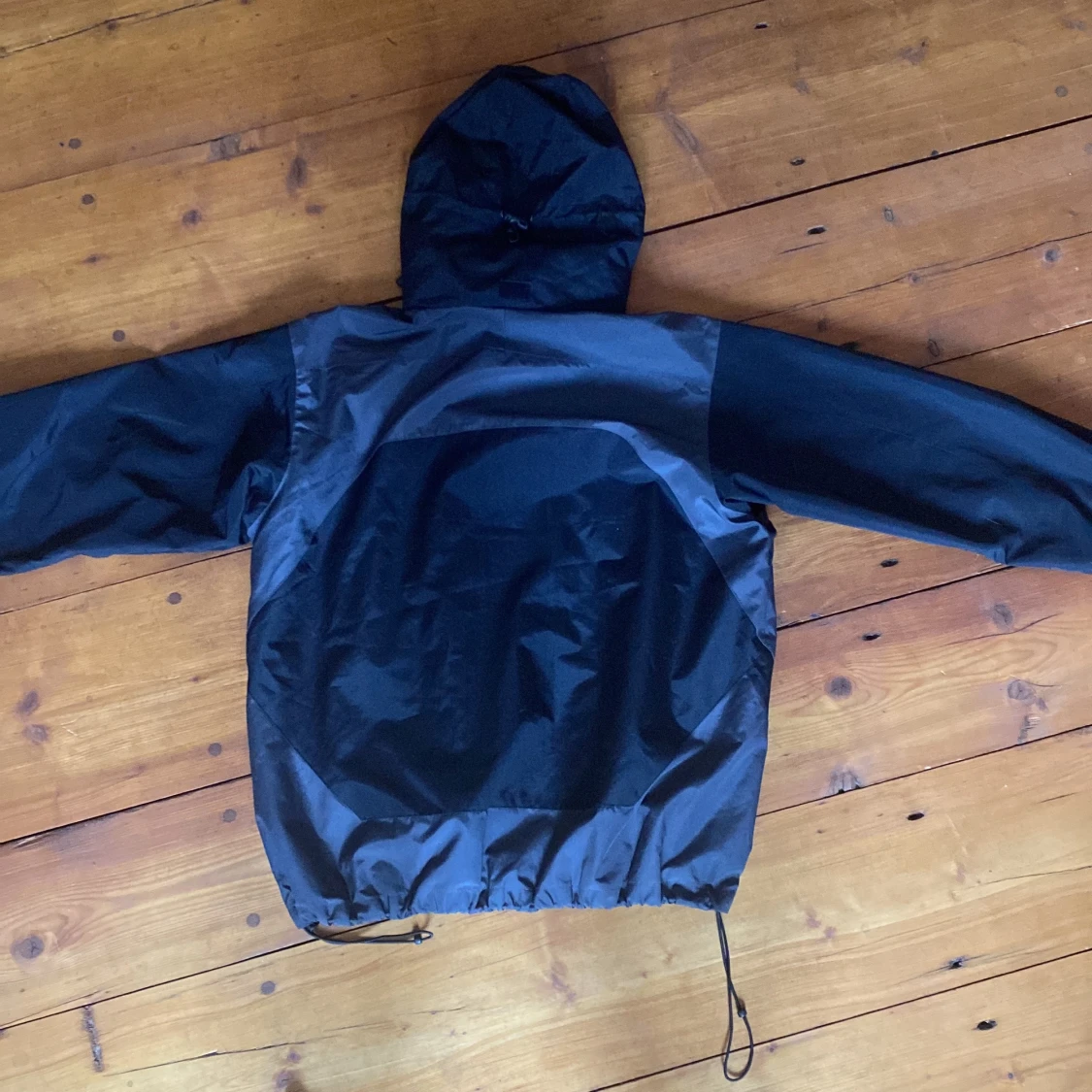 Säljer en Peak Performance jacka💜 - 90