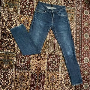 Tiger of Sweden rocky jeans size 31/34 - Blåa jeans från Tiger i bra kvalitet. Katt finns i hem. Skriv om du har frågor :)