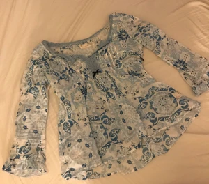 Molly, XS, blå, mönstrad blus - Molly, XS, blå, mönstrad, blus, bra kvalitet, ser helt ny ut, ruset 