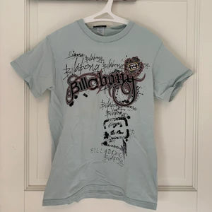 Billabong t-shirt M - Billabong T-shirt stl M. Möts upp i Stockholm och tar bara emot kontanter💕😊