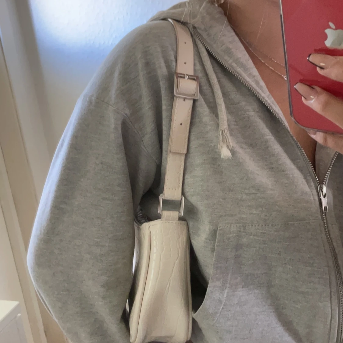 väska från monki - 90