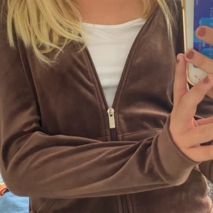 Brun zip up, xs  - Så skön tröja med bra kvalitet😘så najs nu till hösten!!