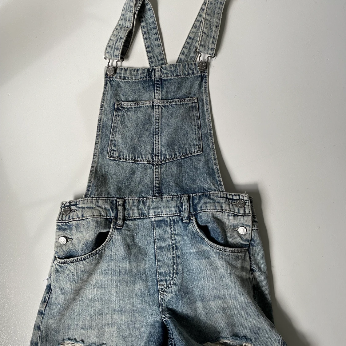 Snygga Hängselbyxor från H&M