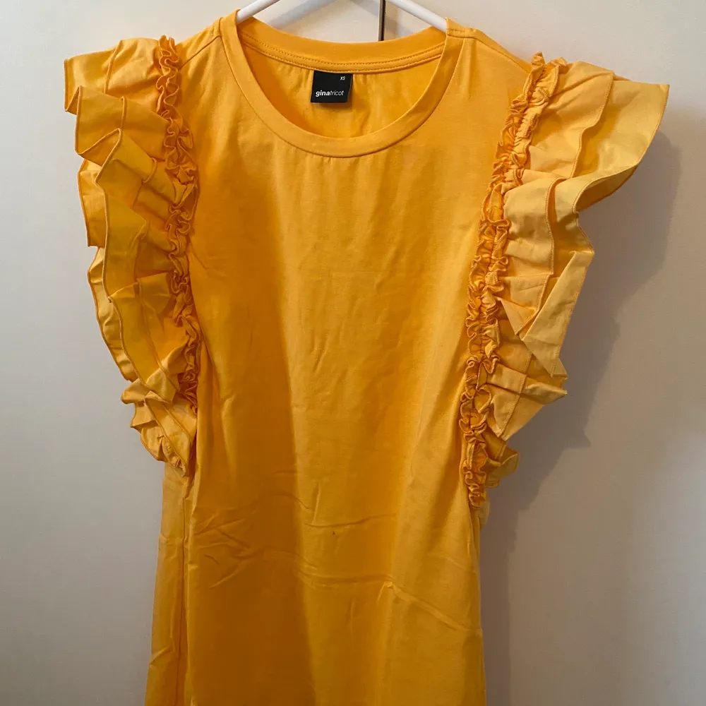 Klänning från Gina Tricot, använd 1 gång🌻 storlek xs . Klänningar.