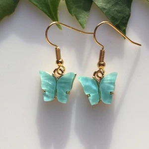 Fjärils örhängen - 29kr + frakt 12kr totalt 41kr 🥳❤️