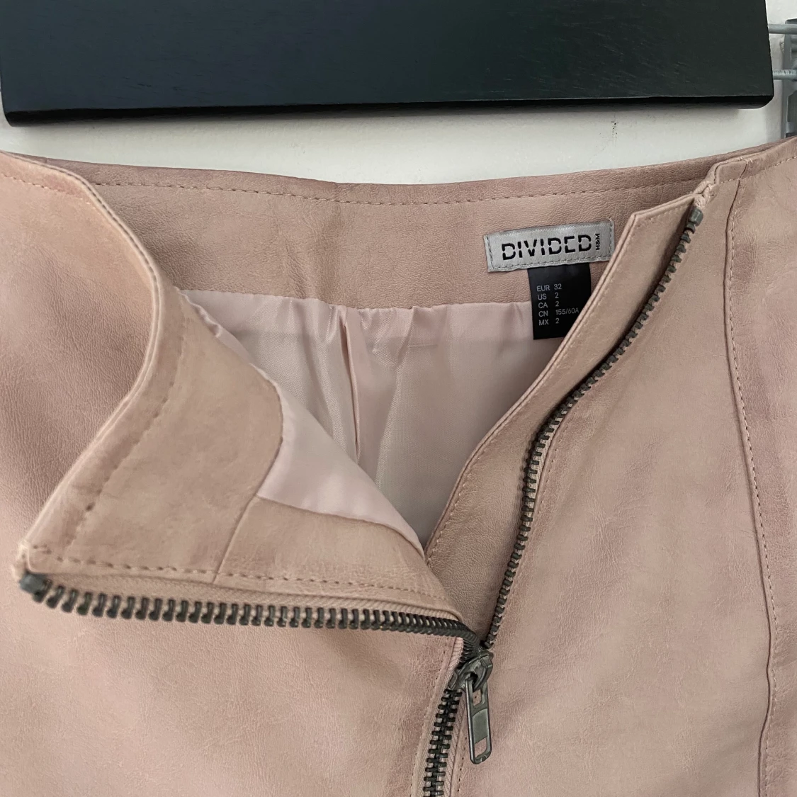 Skin-imitation kjol  - 91