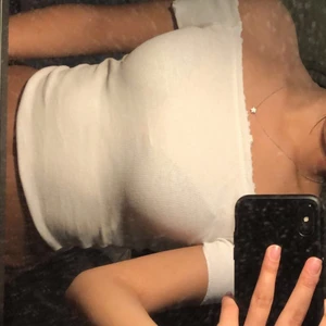 Vit off shoulder topp - Har använt några gånger 