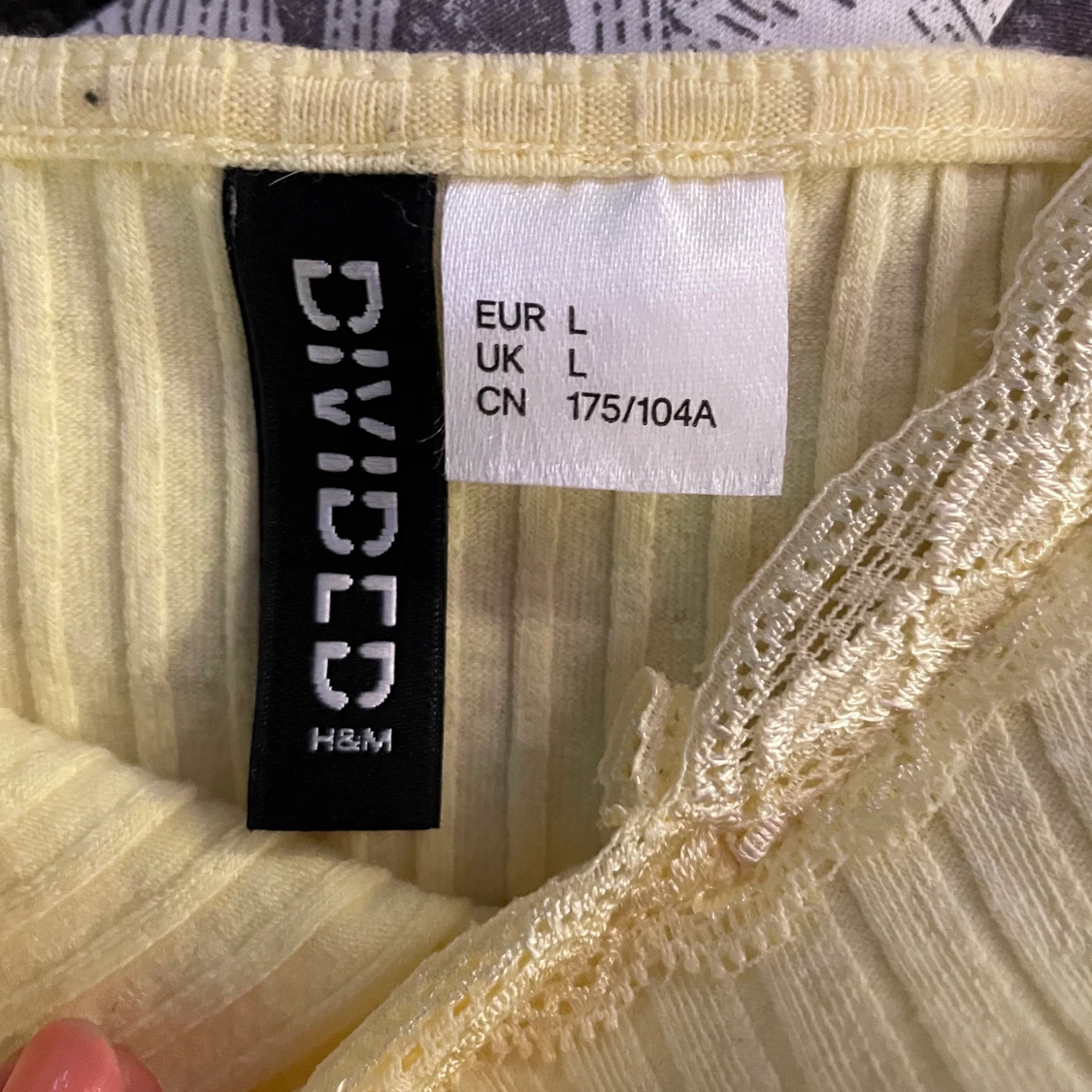 Gult ribbad linne 💛 - 91