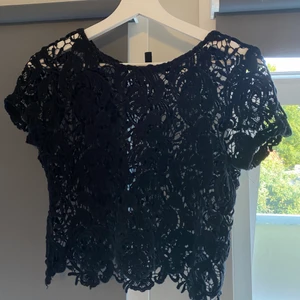 Tröja - Skriv för mer bilder. 20kr+frakt