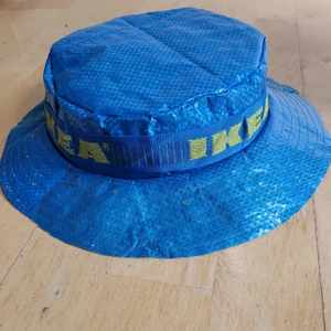 IKEA Bucket hat - Fett sexig IKEA bucket hat!! Passar perfekt till fest eller vardag när man vill vara lite extra sexig