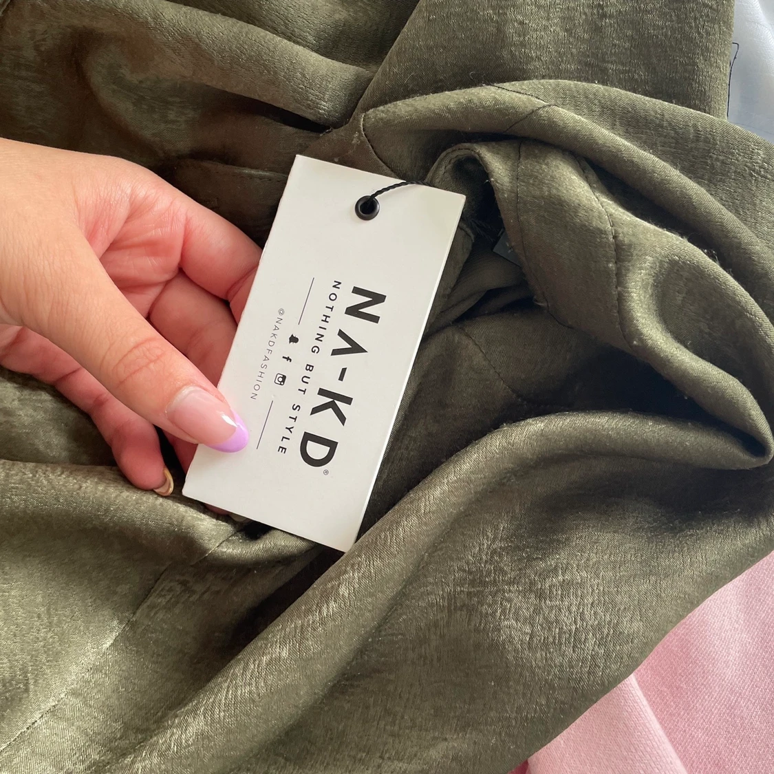 Oanvänd grön klänning - 91