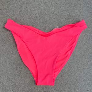 Snygga bikini trosor som är använd väldigt lite, tvättas självklart