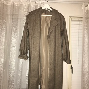 Kappa från nakd - Köpte denna någon månad sedan, helt oanvänd! Nypris 800kr säljs för endast 400kr! Kan frakta och mötas upp! 🥰❤️