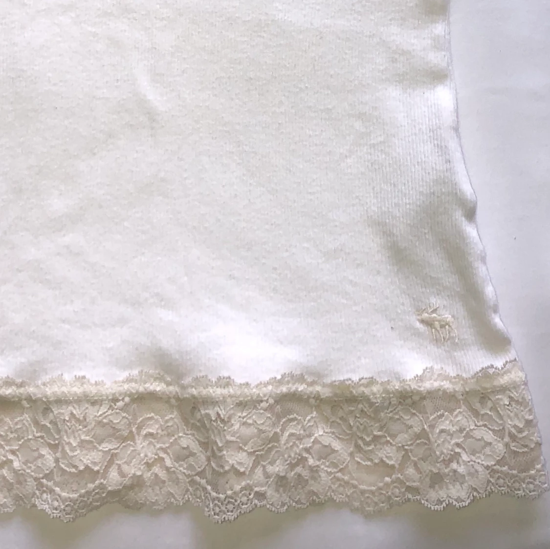 Vitt A&F linne - 91