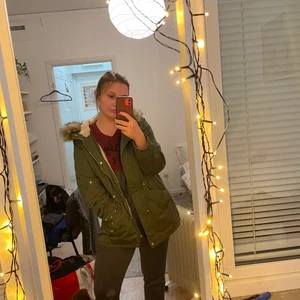 Divided Green Jacket (H & M) - A warm jacket for autumn or winter, size is a European 42. I bought it from H & M two years ago. 